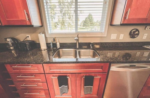Sequim House | Abrams Unique Golf Course Retreat Hot Tub and Firepit