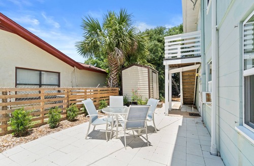 Laguna Beach Estates Condo | Adorable Beach Cottages in Panama City Beach by Panhandle Getaways