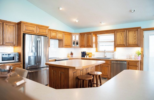 Millersport House | Amazing Buckeye Lake Getaway! Premium Location!