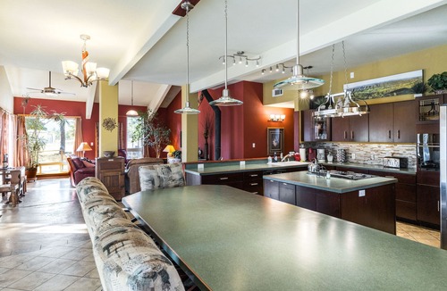 Angel Fire House | Angel Fire Mountain Retreat w/Deck & Views