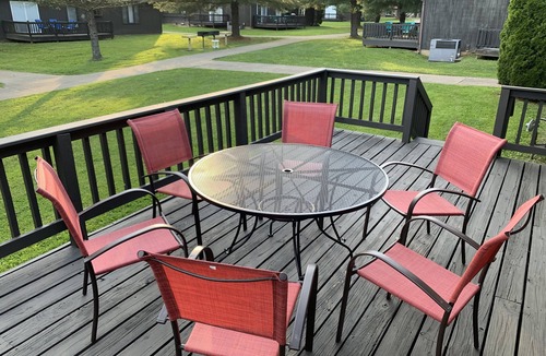 Apple Valley Condo | Apple Valley Lake, Pool and Beaches! Guest Passes available for a fee!n