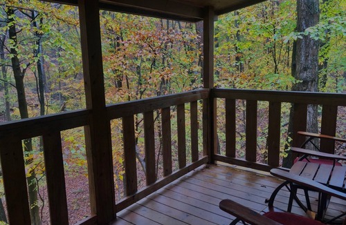 Logan Cabin | Aspen Cabin-Hocking Hills