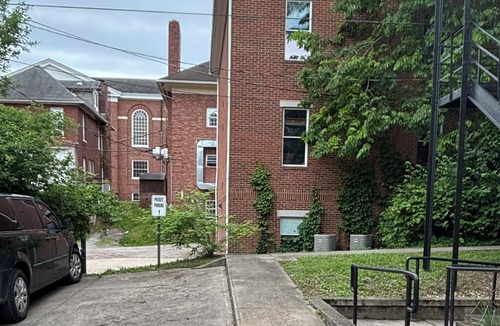 Athens Apartment | Athenian Apartment-Uptown:1 block to Court Street & 2 blocks to College Green.
