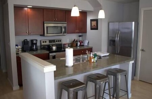 Athens Apartment | Athens city townhouse, 2 King masters, 2.5 baths