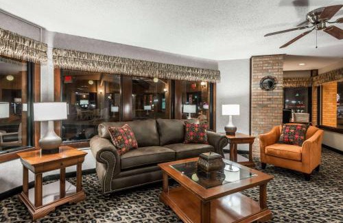 Cambridge Hotel | Baymont by Wyndham Cambridge