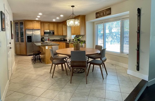 Sandy House | Bea"Utah"iful & Cozy