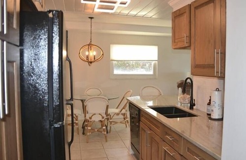 Longboat Key Condo | Beachcomber unit 202
