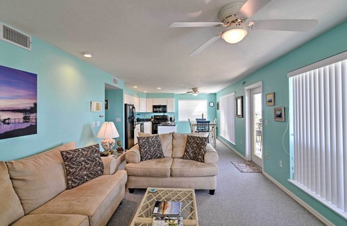 Cedar Key Condo | Beachfront Cedar Key Condo w/Pool, Spa & Views!