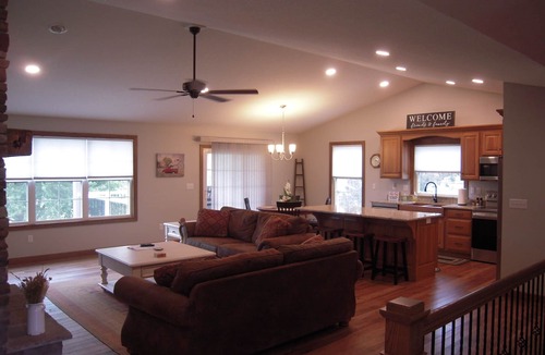Apple Valley House | Beautiful new home on golf course