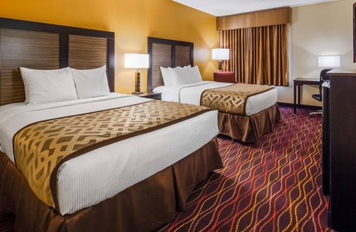 Zanesville Hotel | Best Western B. R. Guest