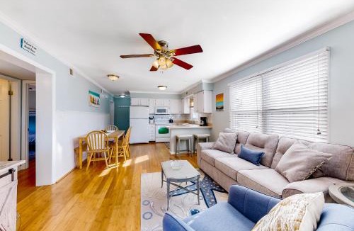 Frankford Apartment | Bethany Meadows - 4E Briar N