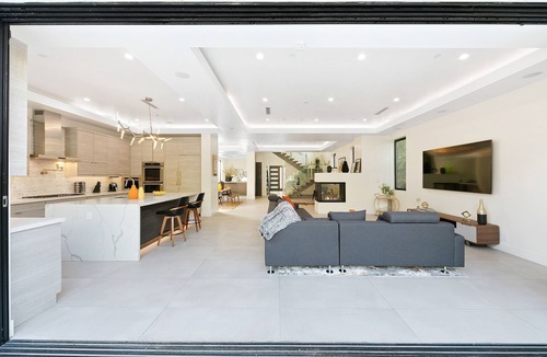 Beverly Grove House | Beverly Hills Playhouse with Rooftop & Pool