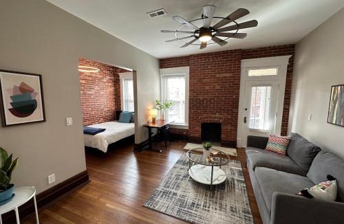 University District Apartment | Big Brick 2 Bedroom apartment in Victorian Village