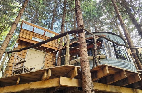 Smithsburg House | Bin There Treehouse, a grain bin treehouse!