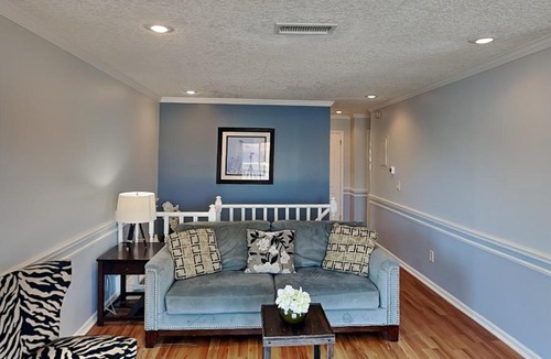 Surfcrest Village House | Bluefish 16 House