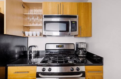 Hunters Point Apartment | Blueground | Long Island City, pool, nr Gantry Plaza