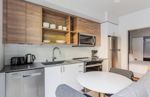 West Queen Anne Apartment | Blueground | West Queen Anne, view, nr Kerry Park