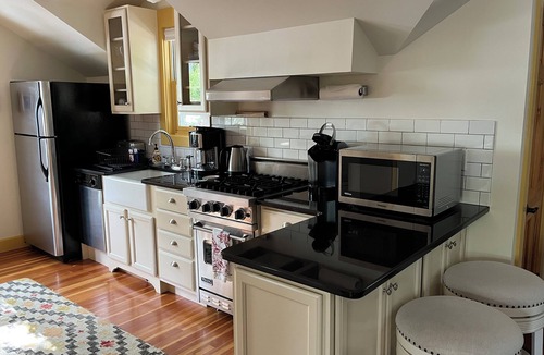 Downtown Cottage | BOULDER OASIS - only steps from downtown Boulder