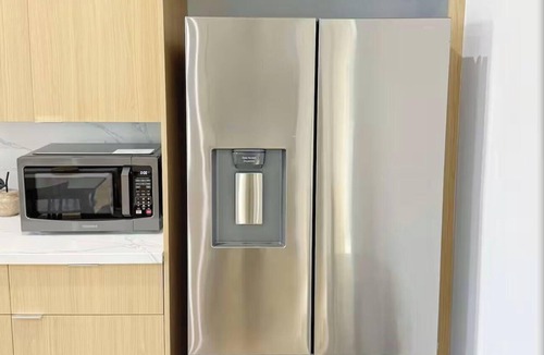 East Pasadena Condo | Brand New Upscale New Living