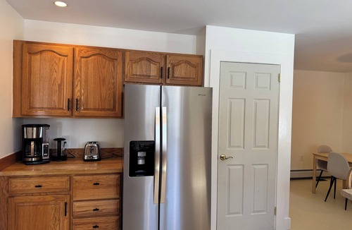 Chester Depot House | Bright and spacious 3 bed/3 bath in Chester, VT