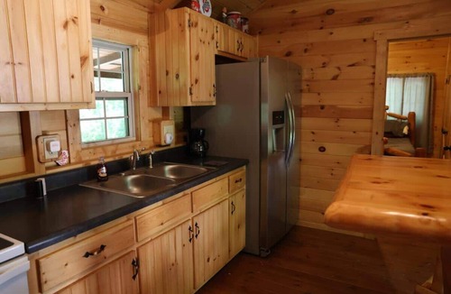 Carbon Hill Cabin | Buckeye Hut at Avenwood Cabins