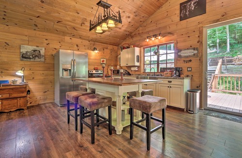 Butler Cabin | Butler Cabin on 19 Acres w/Hot Tub & Fire Pit!
