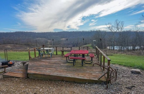 Chandlersville Cabin | Cabin 65AC Zanesville Muskingum AEP WIFI&CELL SVC!