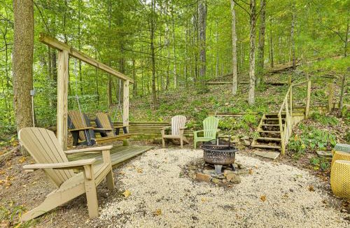 Carrollton Apartment | Carrollton Cabin with Patio and Fire Pit!