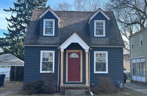 Ottawa House | Charming 2-bedroom house in awesome Toledo with WiFi, AC