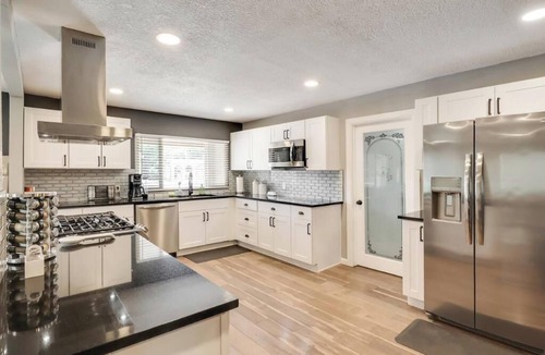 Northeast Heights House | Charming 3+-bedroom home in balloon capital of the world Albuquerque.