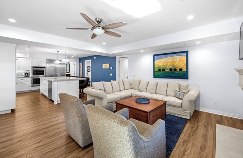 San Clemente House | Charming 3-bedroom house in lovely San Clemente with AC, Walk to the Pier!