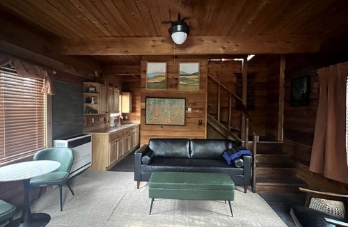 Big Lake Cabin | Charming Rustic Cabin Retreat with Lake Views & Private Deck Near Big Lake Adventures in Wasilla, Alaska