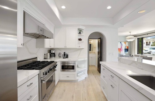 Corona del Mar House | Chic and Lux Patio | Near Beach