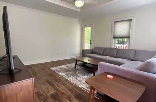 Clemson House | Clemson Cottage - Minutes from CU, Death Valley, Jervey, Patrick & Pendleton Sq.