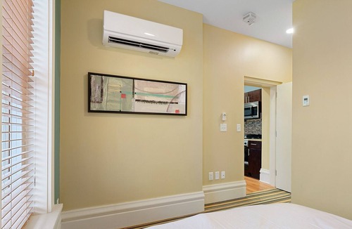 St. Clairsville House | Come home to a Lavishly Renovated Condo minutes from Wheeling 205