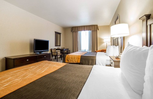 Whitney Ranch Hotel | Comfort Inn & Suites Henderson - Las Vegas
