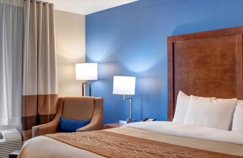Caldwell Hotel | Comfort Inn & Suites
