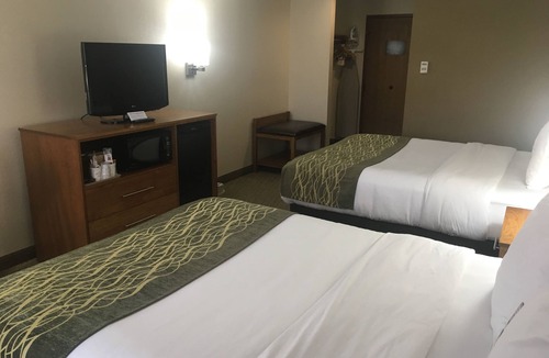 Millersburg Hotel | Comfort Inn