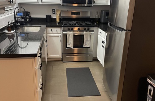 Black Mountain Condo | Convenient property located within minutes of many famous Las Vegas attractions