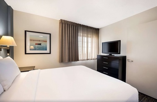 Gahanna Resort | Convenient Stay, Superb Location! 4 Comfortable Units, Near Rathburn Woods
