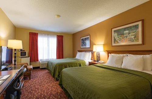 Coshocton Hotel | Coshocton Village Inn & Suites