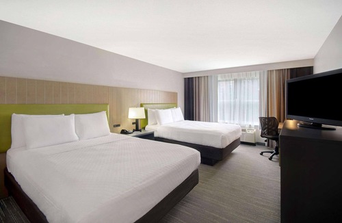 Mount Saint Joseph Hotel | Country Inn & Suites by Radisson, Cincinnati Airport, KY