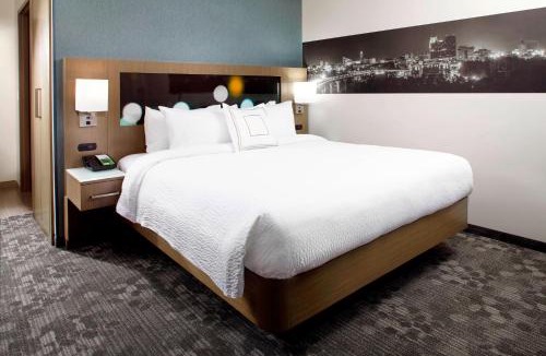 Elizabeth Park Valley Hotel | Courtyard by Marriott Akron Downtown