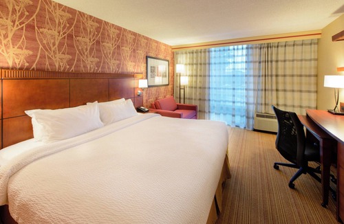 North Canton Hotel | Courtyard by Marriott Canton