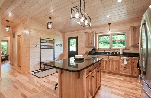 McArthur Cabin | Coyote Creek | Hocking Hills