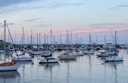 Waterfront Condo | Cozy 2-bedroom condo with AC in Alive but tranquil Downtown Long Beach