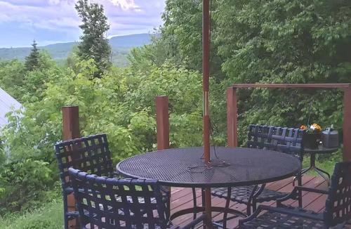 Wheelock Cabin | Cozy 3-bedroom cabin - close to Burke Mtn & Kingdom Trails- 6.5 miles from I-91
