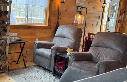 Chandlersville Cabin | Cozy cabin on 30 acres just minutes from The Wilds with AC, WiFi
