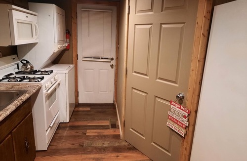 Scio Cabin | Cozy cabin retreat