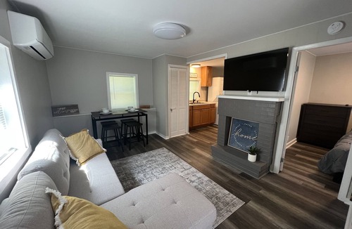 Norwalk Cottage | COZY COTTAGE NEAR CEDAR POINT/KALAHARI/SUMMIT RACEWAY